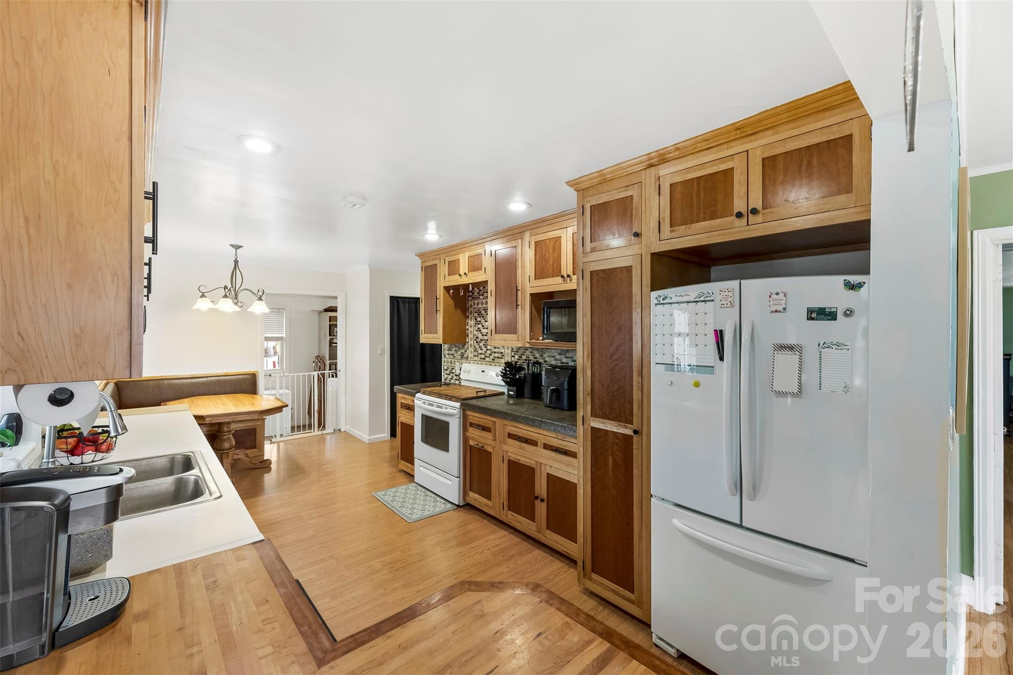 210 Avondale Drive — Lexington