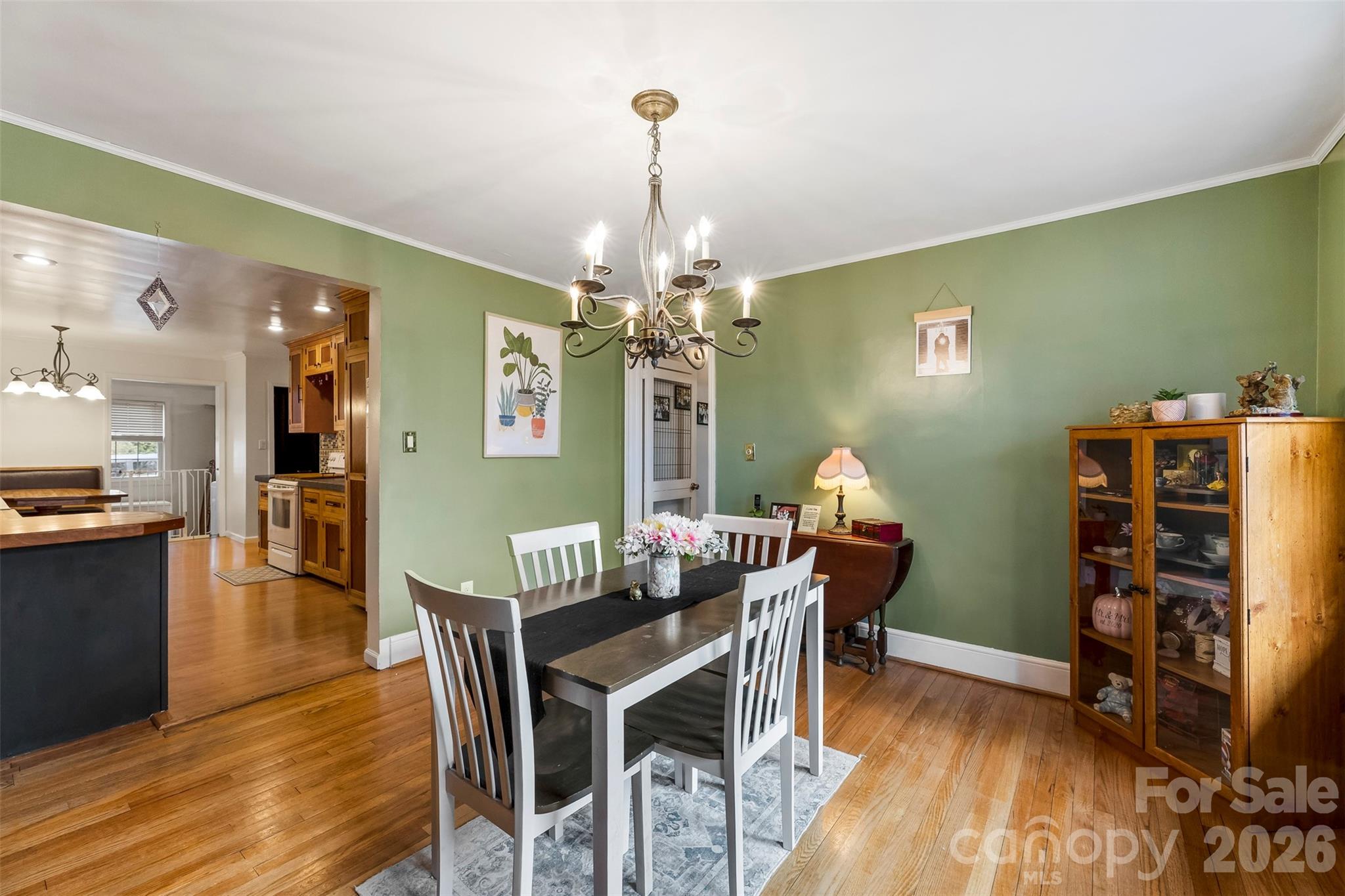210 Avondale Drive — Lexington