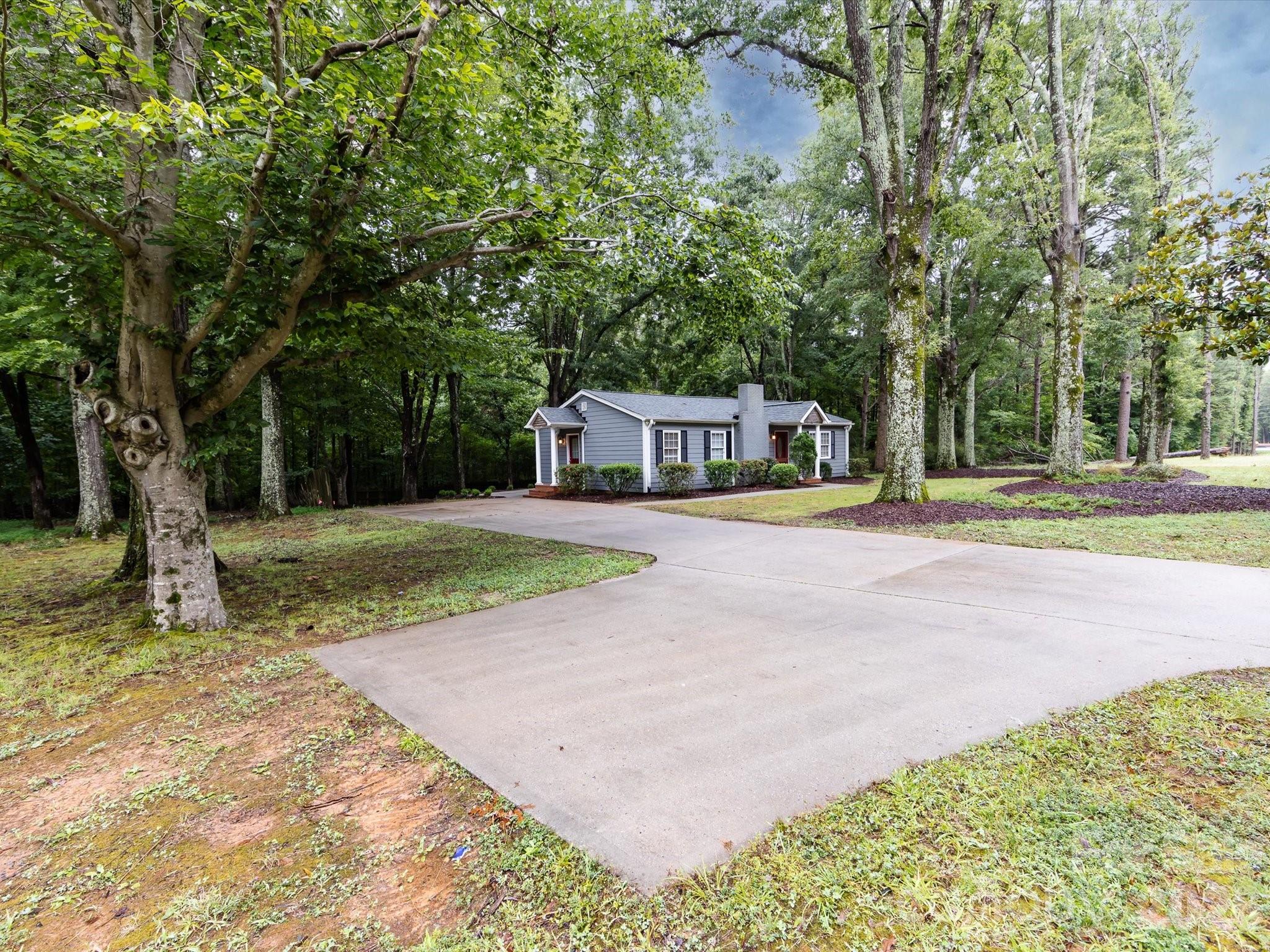 3109 Forest Lawn Drive — Matthews