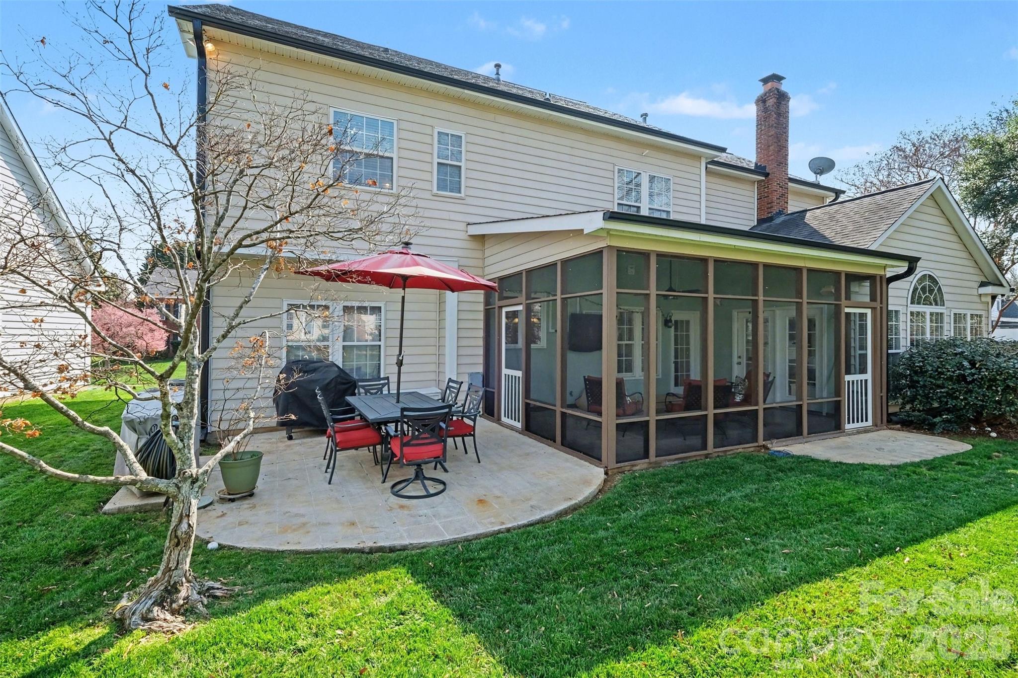 523 Whitehead Court — Fort Mill