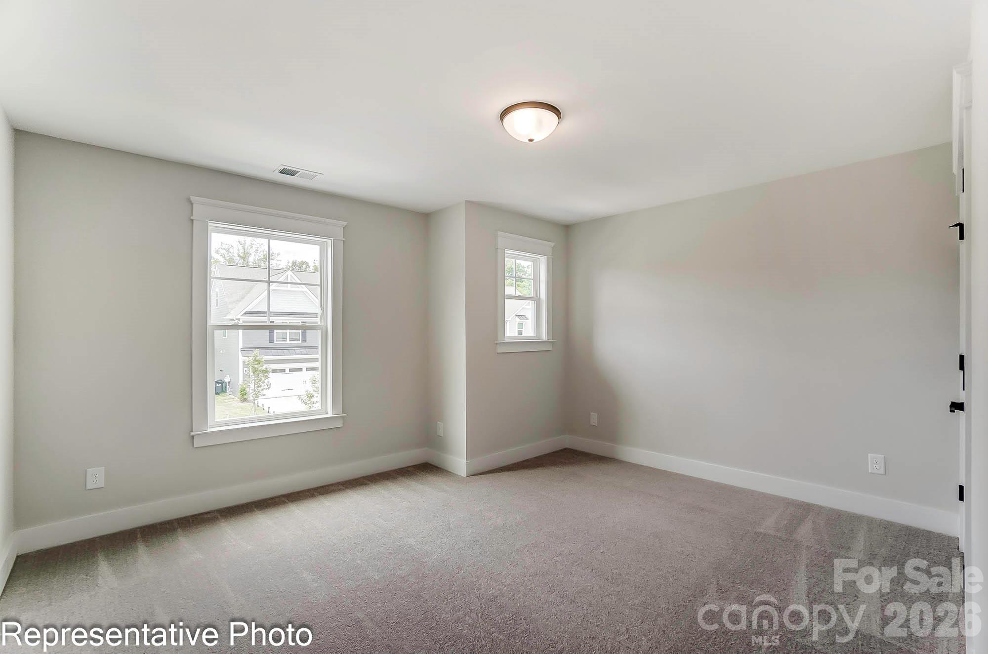 13118 Foxberry Road — Charlotte