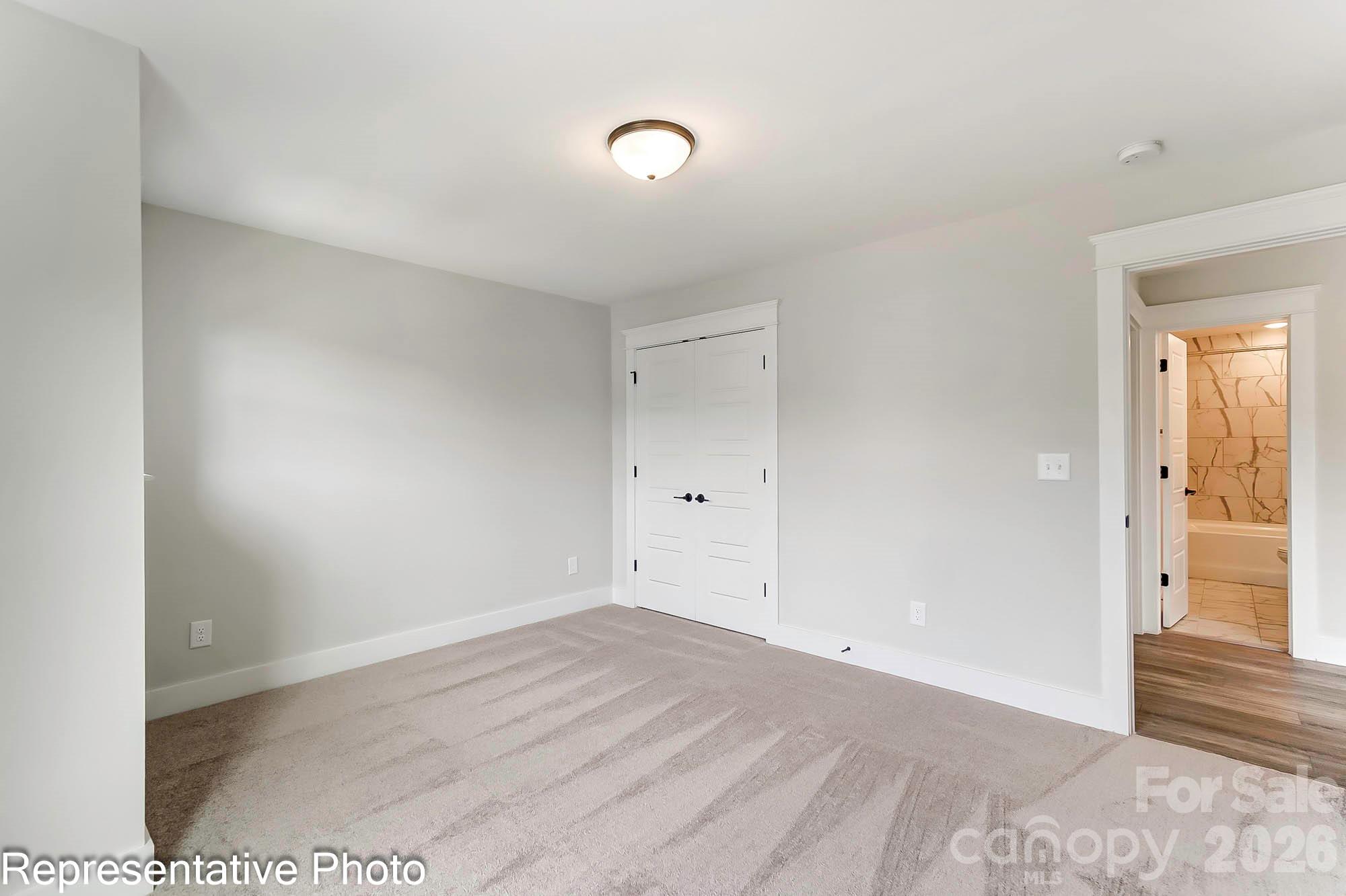 13118 Foxberry Road — Charlotte