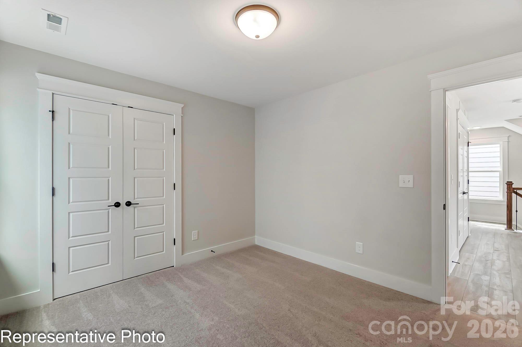 13118 Foxberry Road — Charlotte