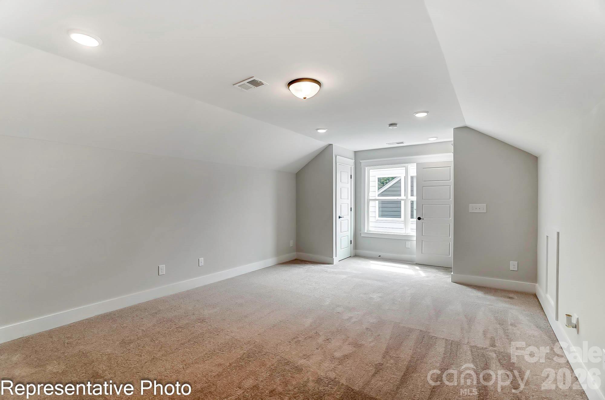 13118 Foxberry Road — Charlotte