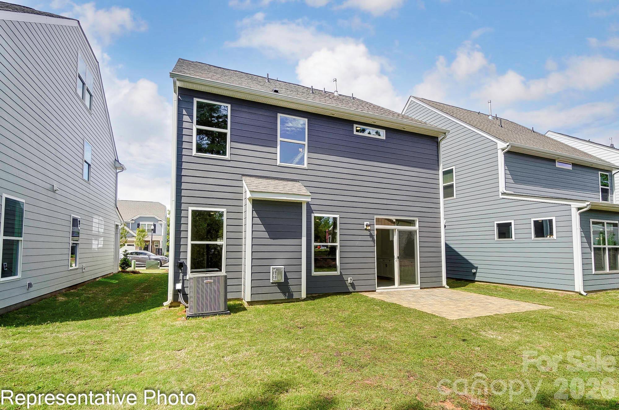 13118 Foxberry Road — Charlotte