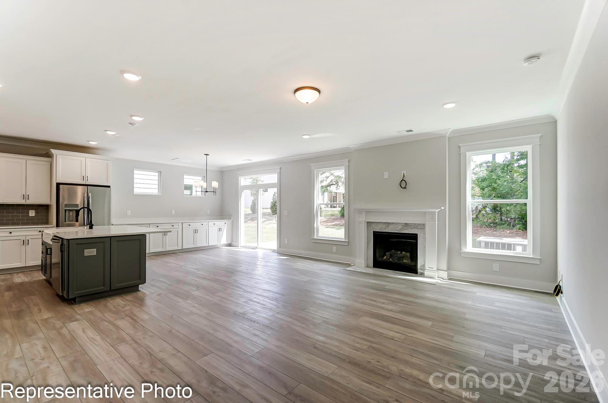 13118 Foxberry Road — Charlotte