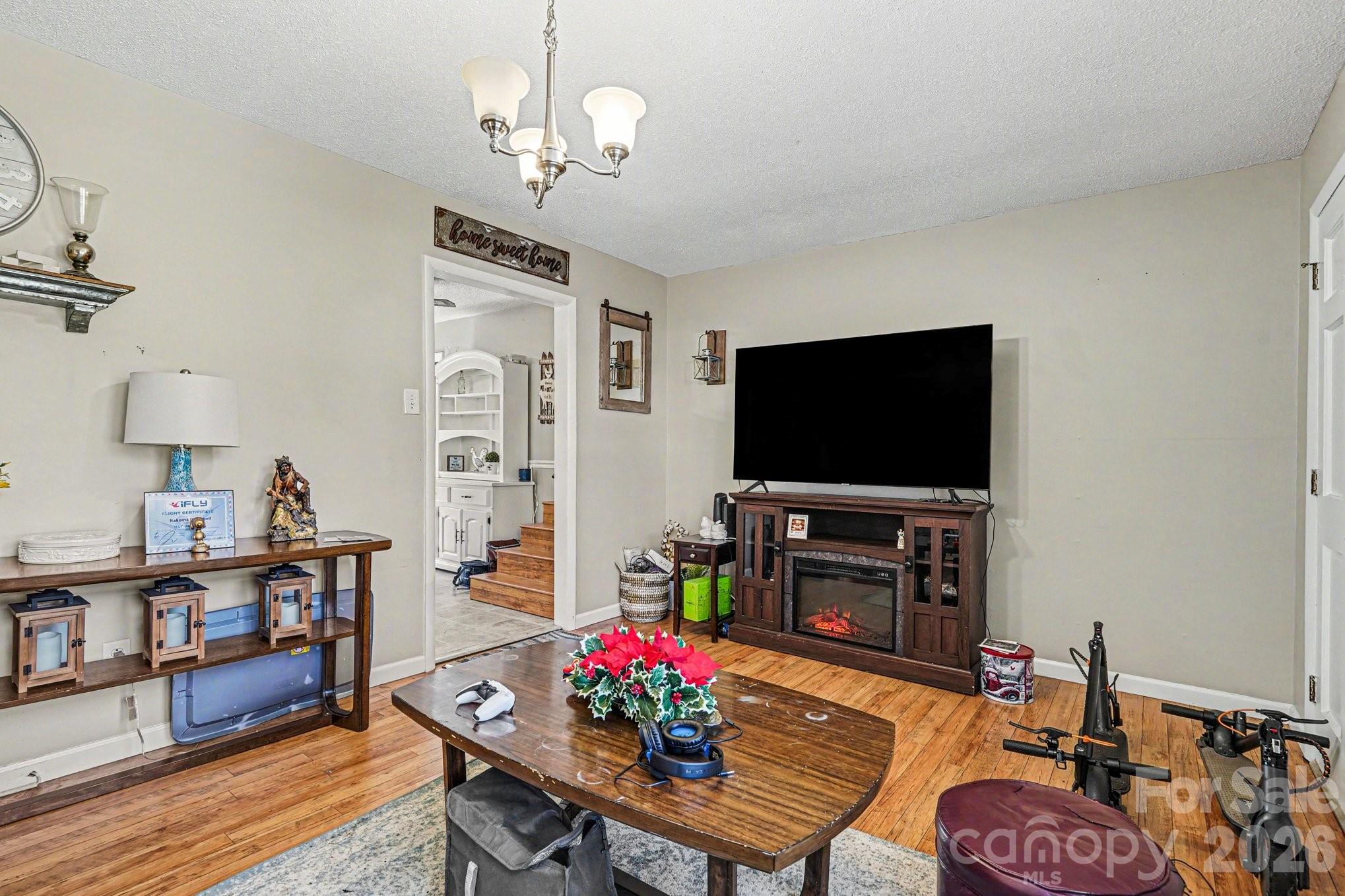 5069 W Piedmont Circle — Conover