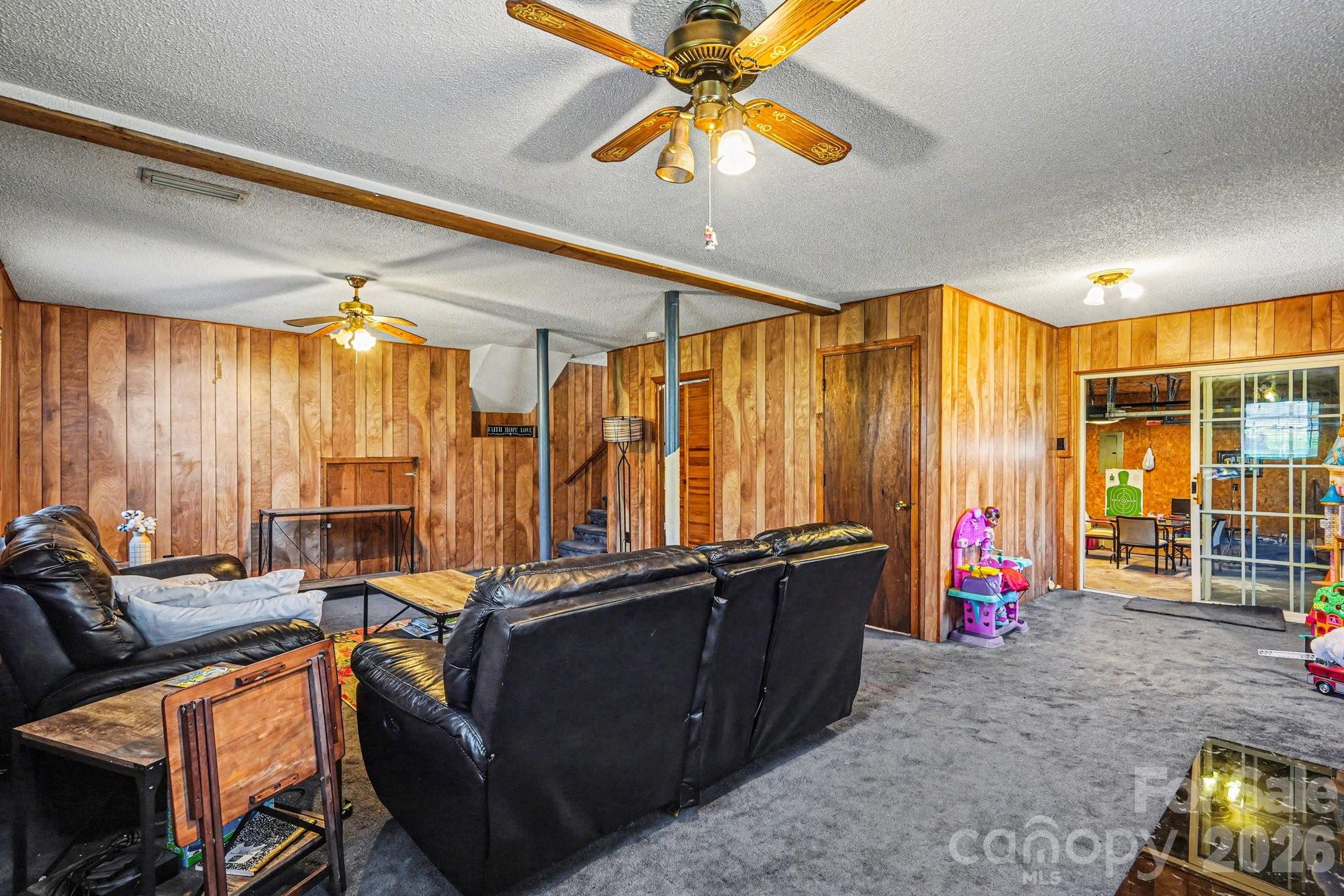 5069 W Piedmont Circle — Conover