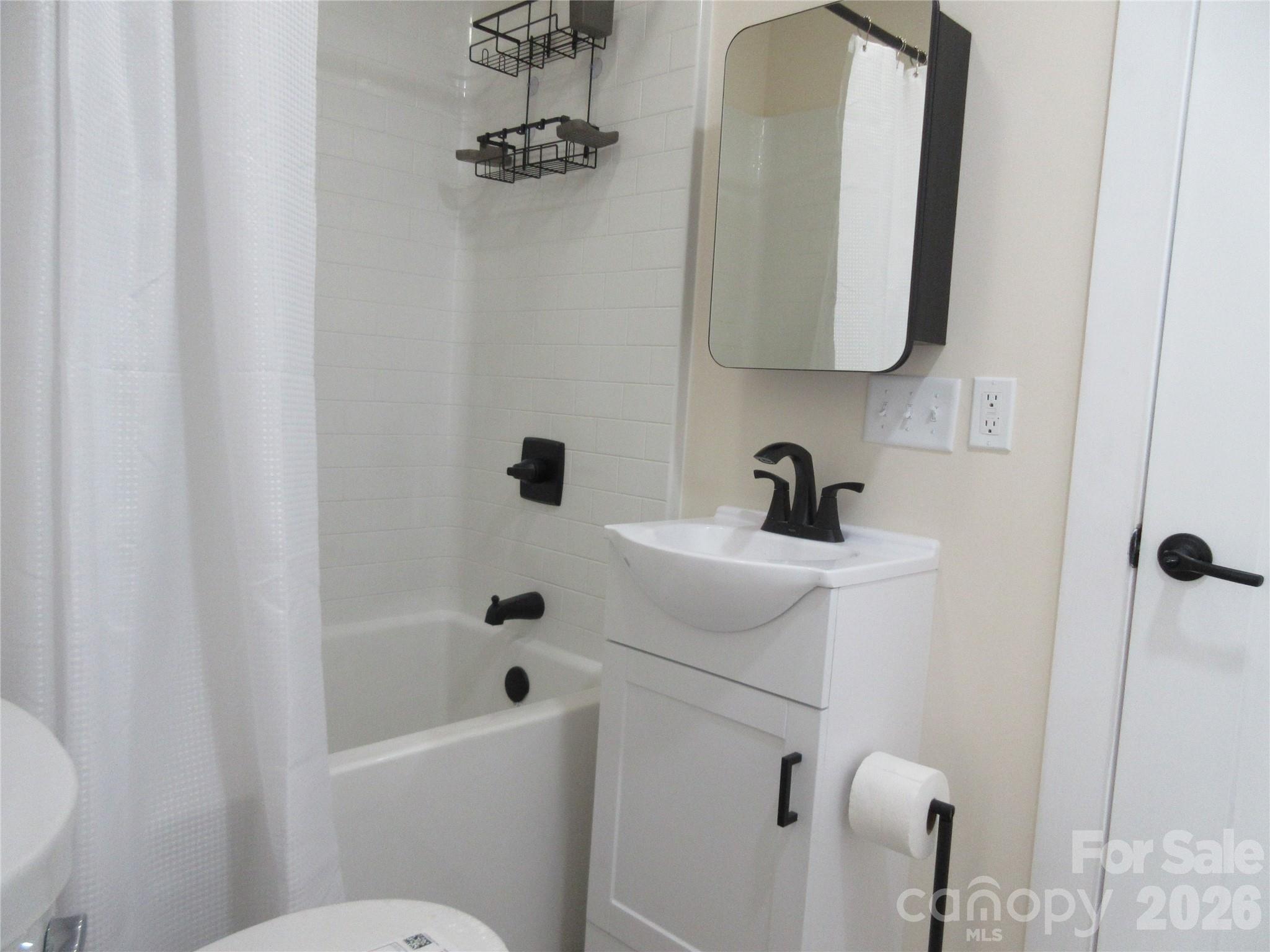 104 Perennial Gardens Lane — Rutherfordton