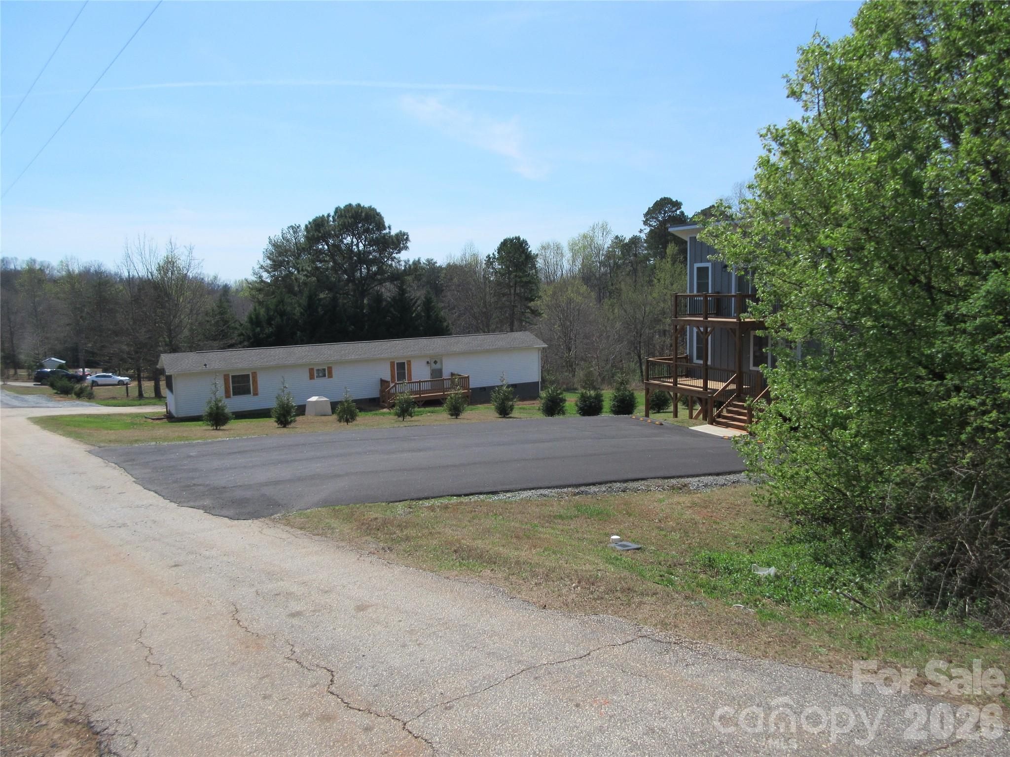 104 Perennial Gardens Lane — Rutherfordton