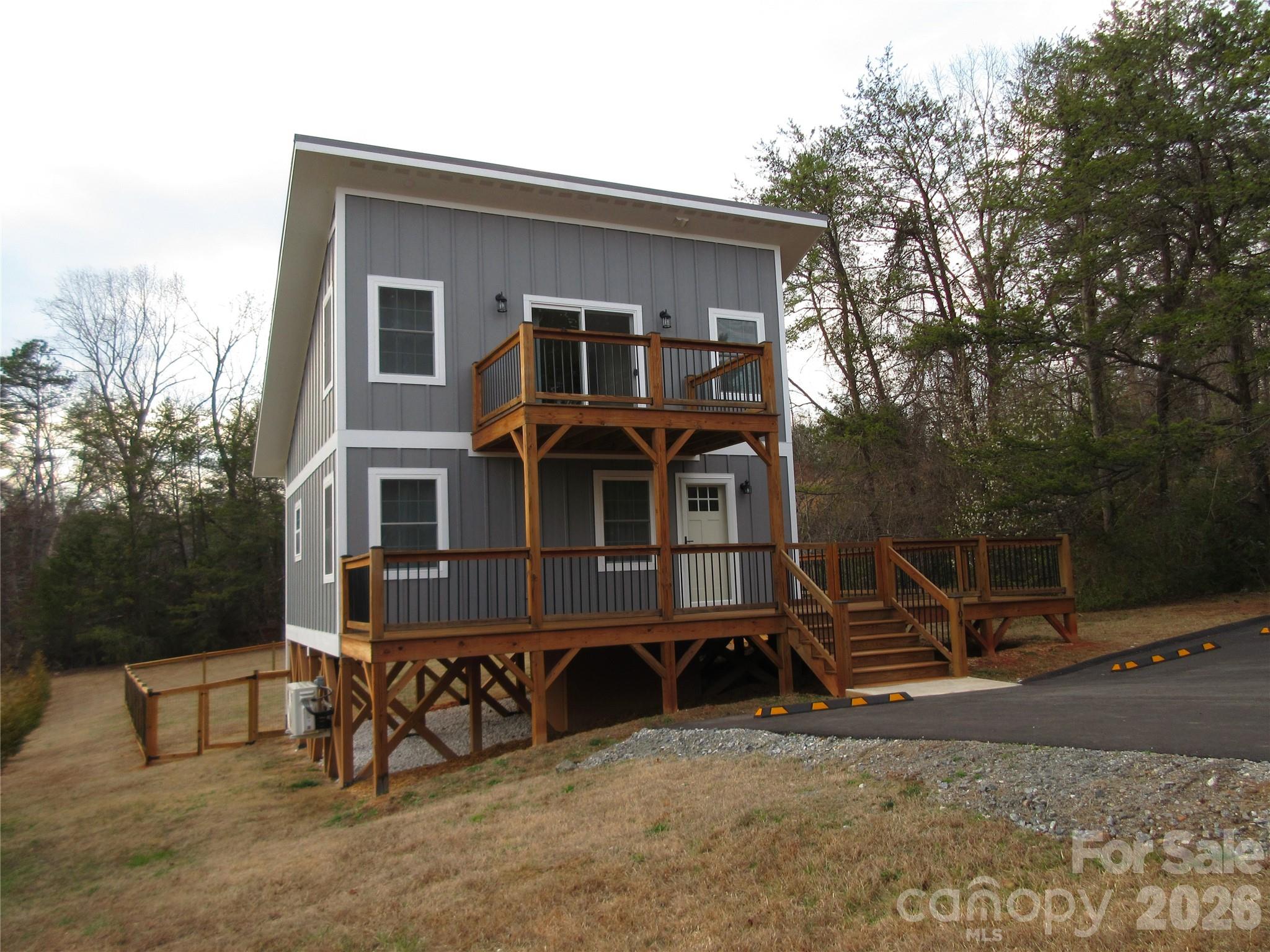 104 Perennial Gardens Lane — Rutherfordton