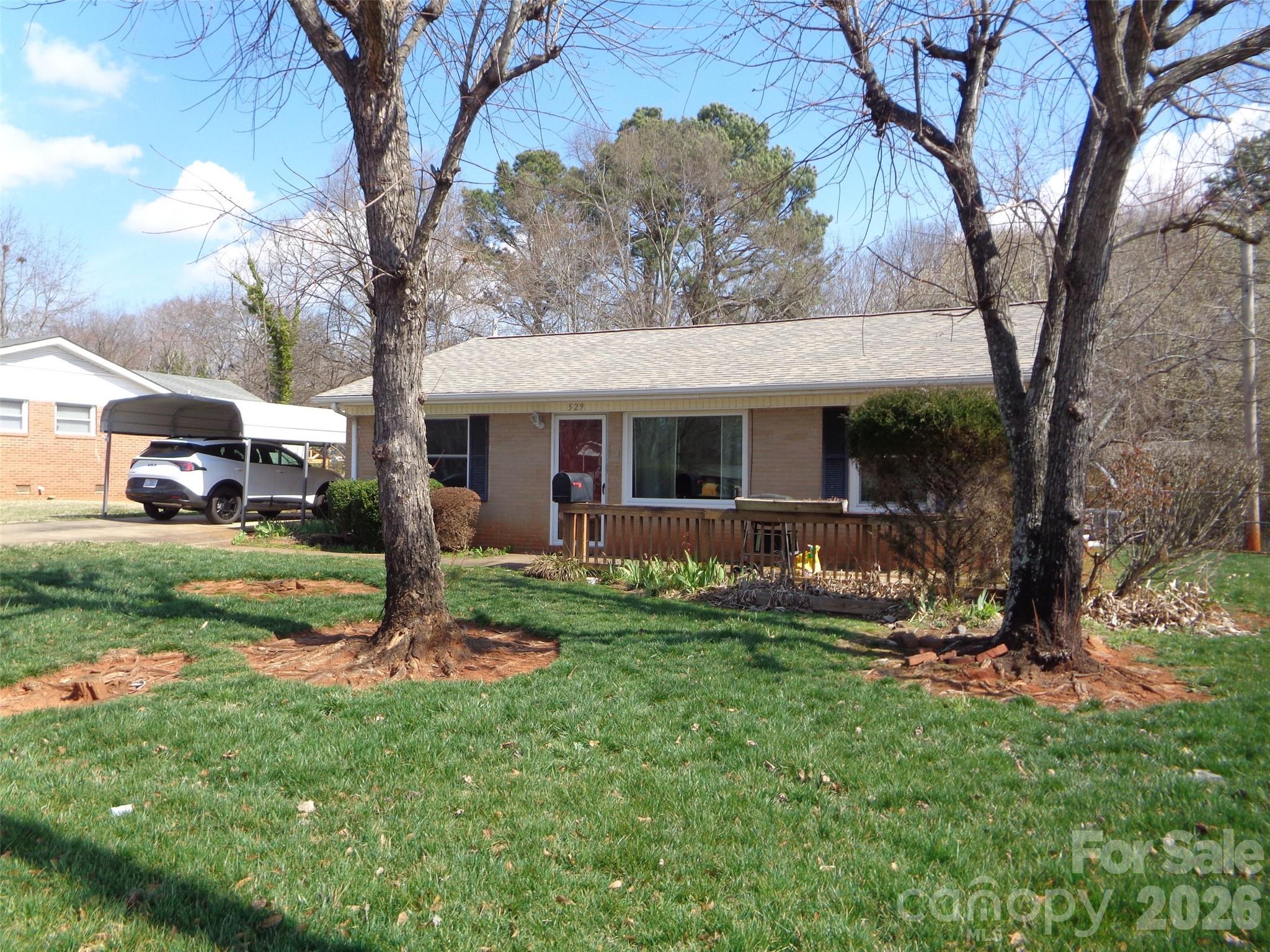 529 Harmon Street — Forest City