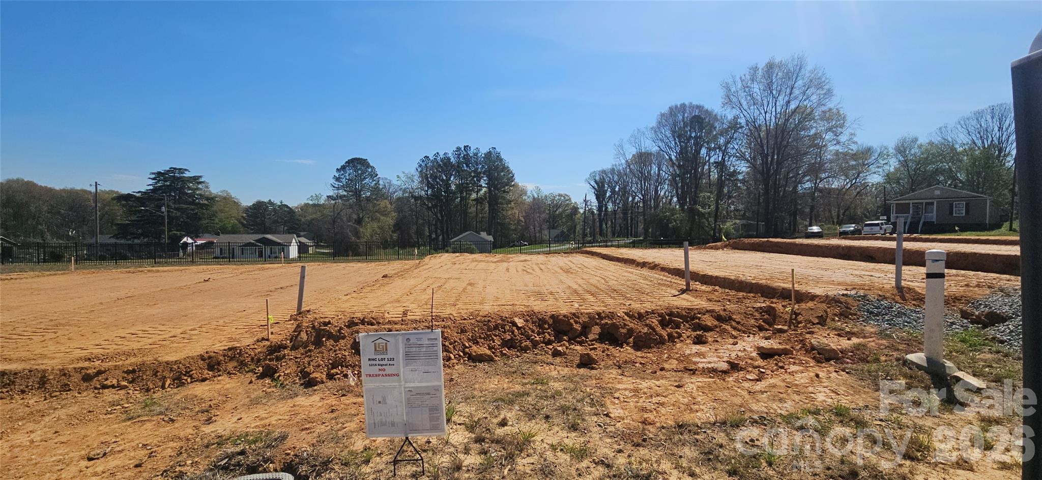 1215 Signal Avenue — Gastonia