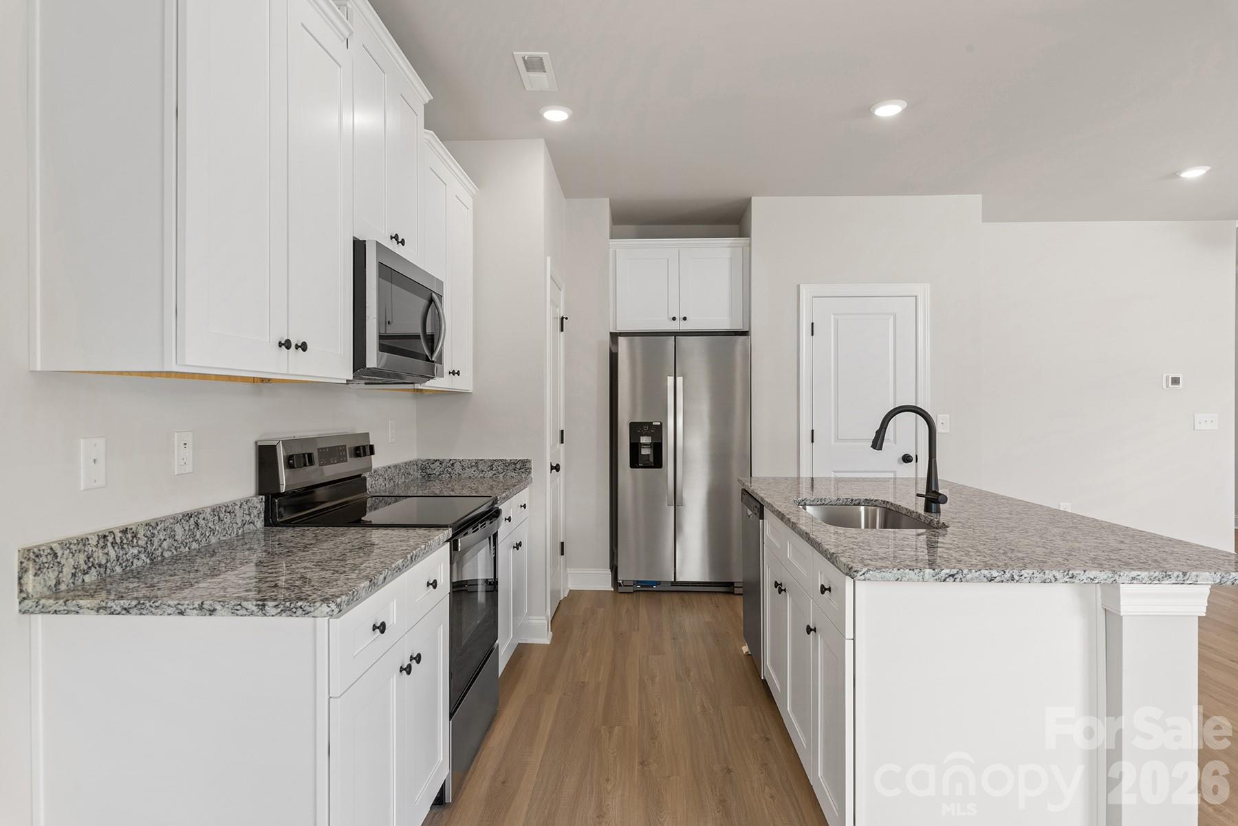 6610 Fairford Drive — Charlotte