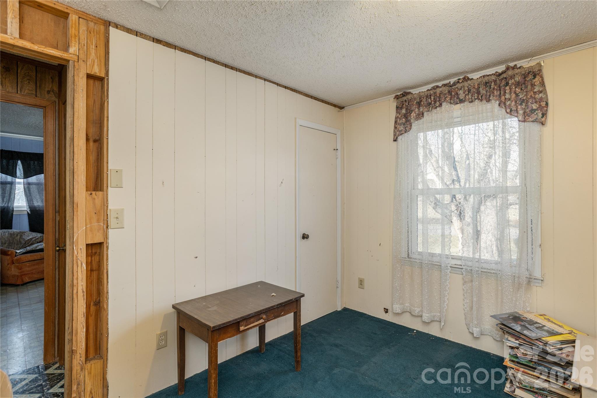 56 Fairview Avenue — Hendersonville