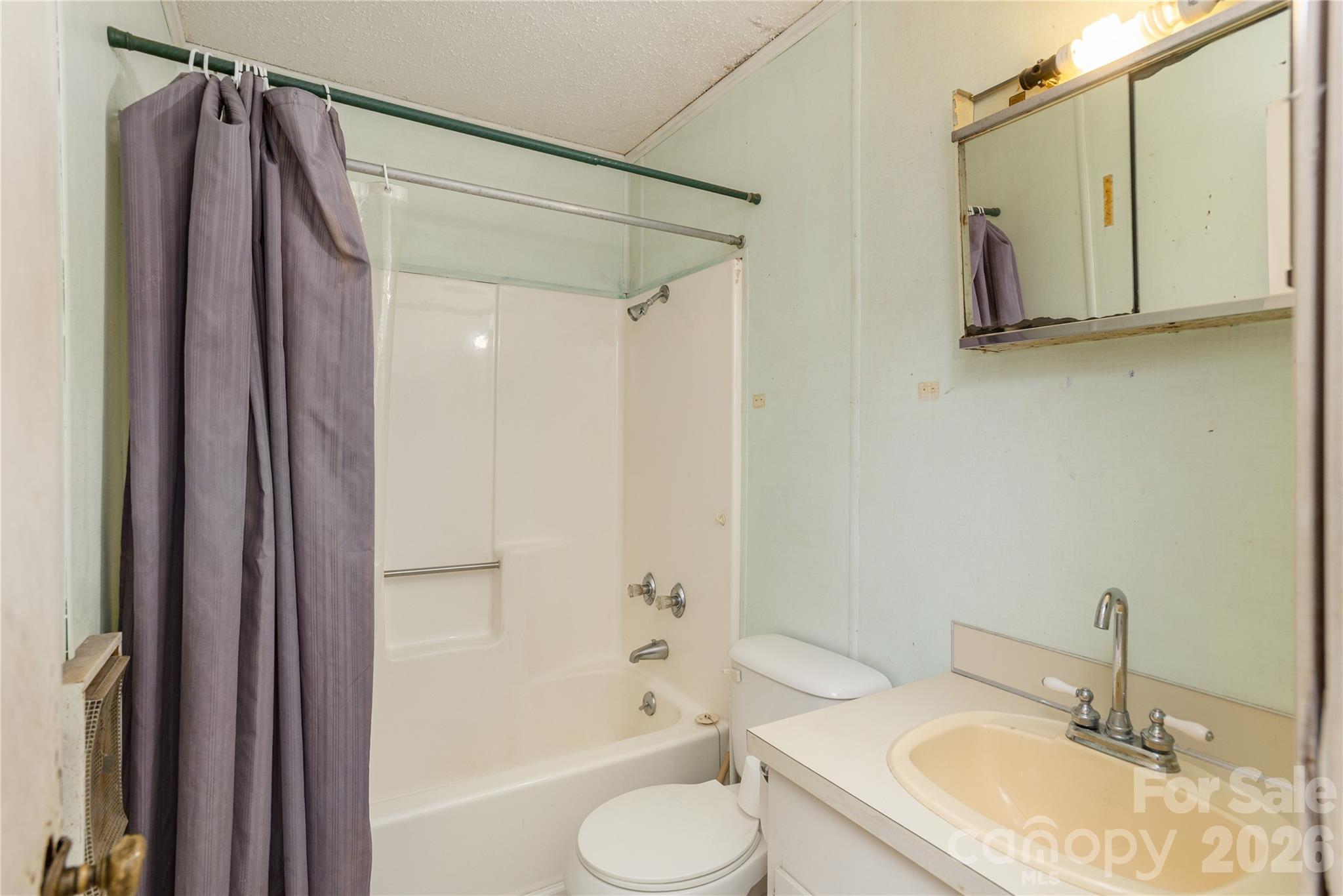 56 Fairview Avenue — Hendersonville