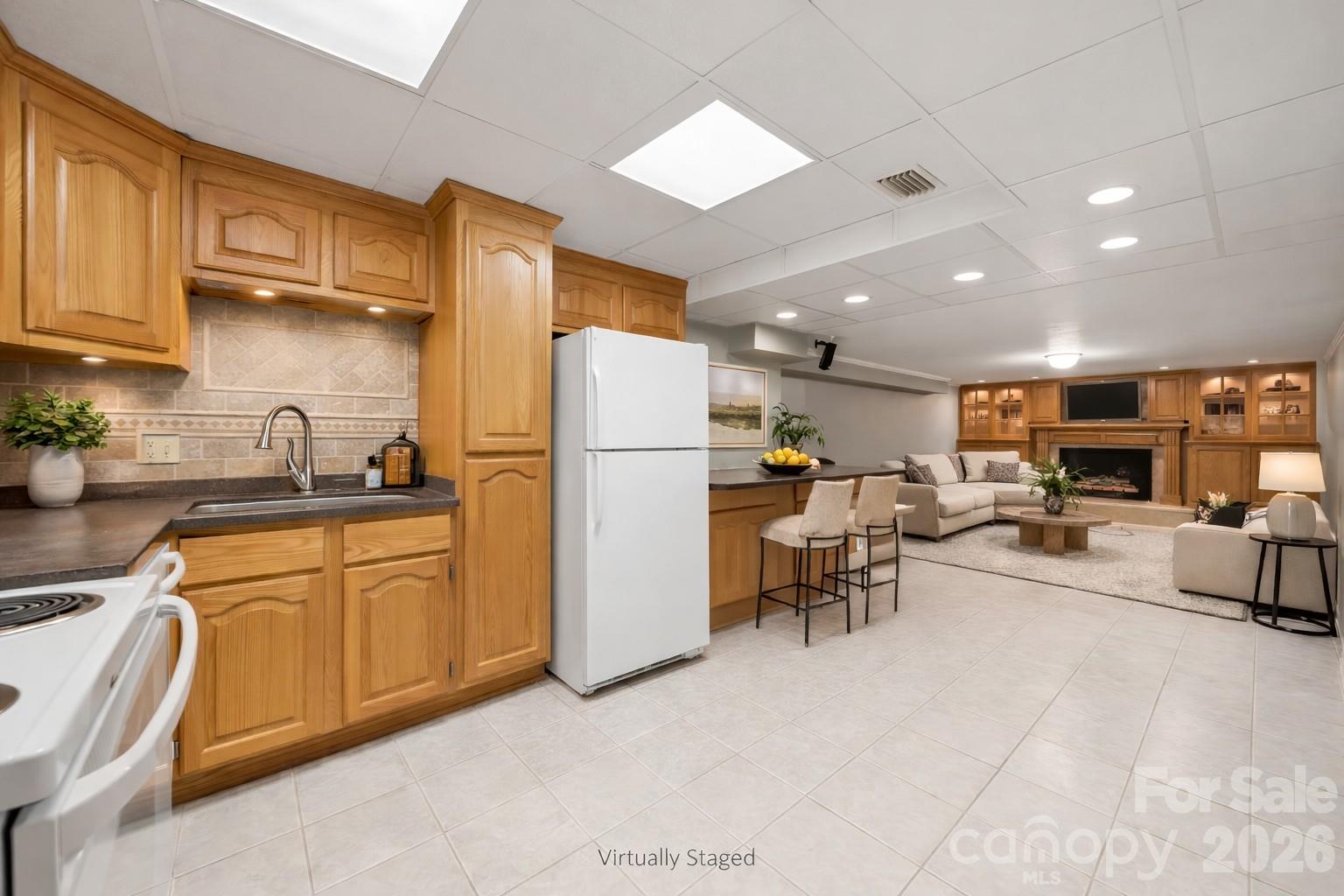 776 Smith Farm Road — Stony Point