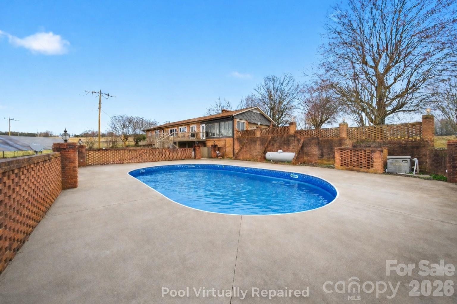 776 Smith Farm Road — Stony Point