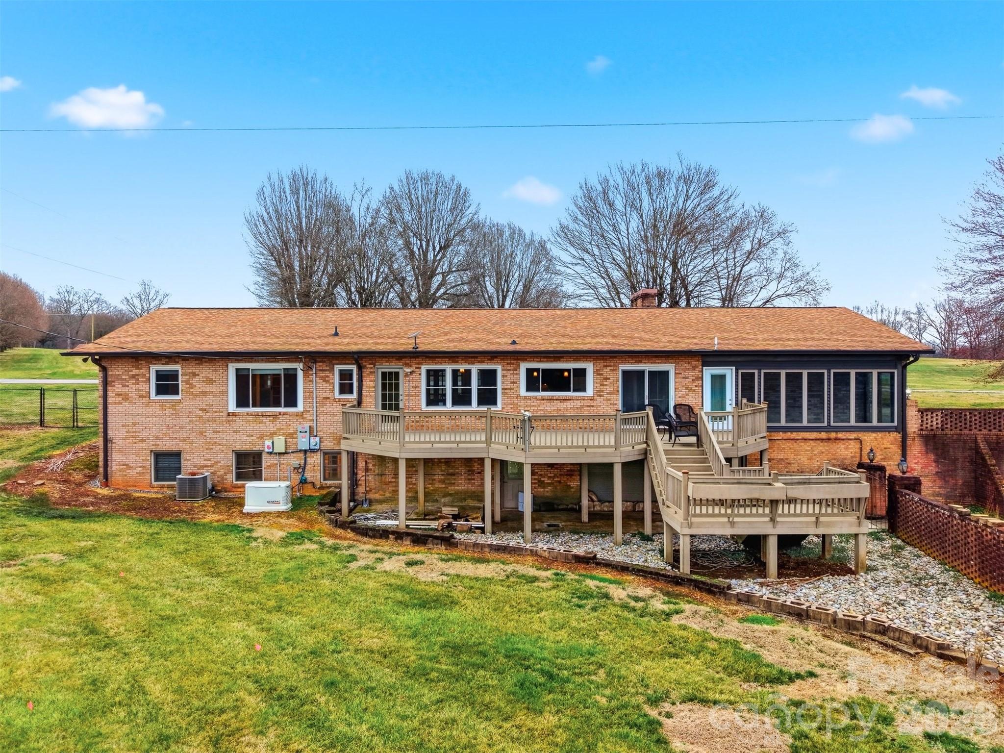 776 Smith Farm Road — Stony Point