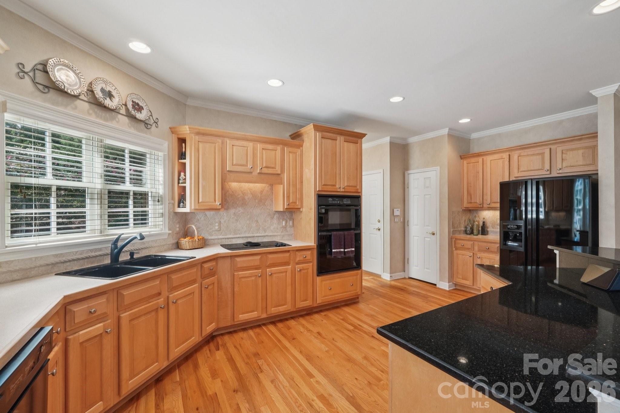 2321 Treymore Lane — Charlotte
