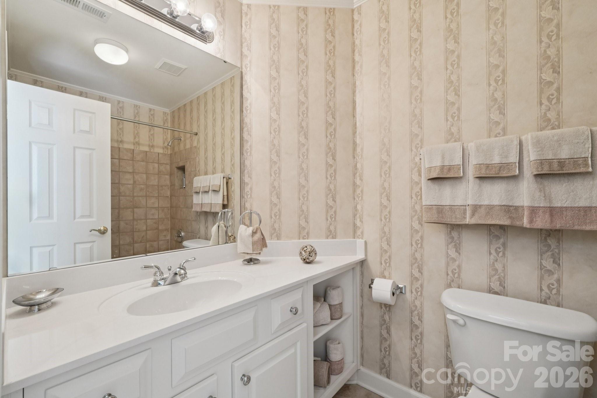 2321 Treymore Lane — Charlotte