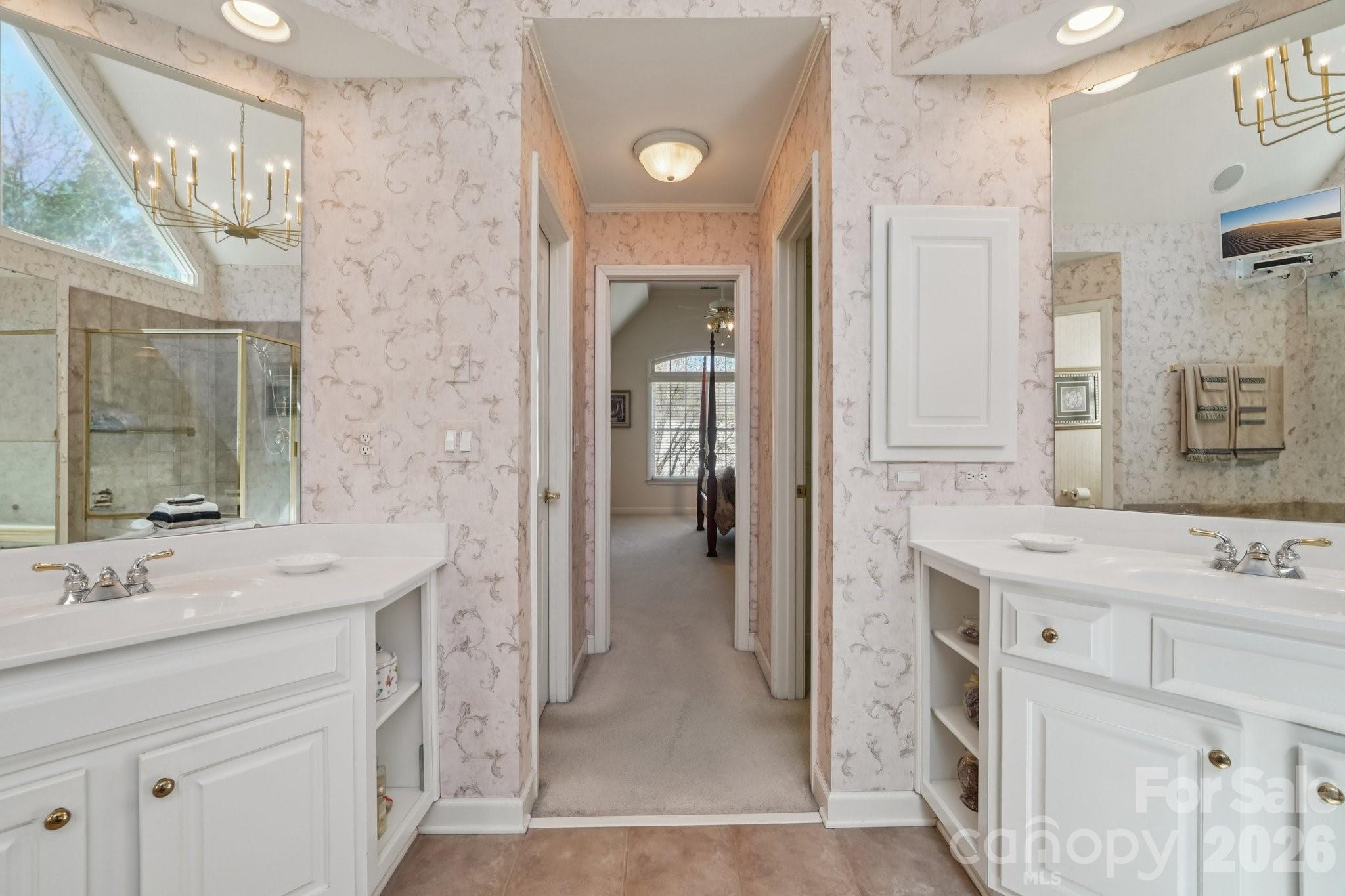 2321 Treymore Lane — Charlotte