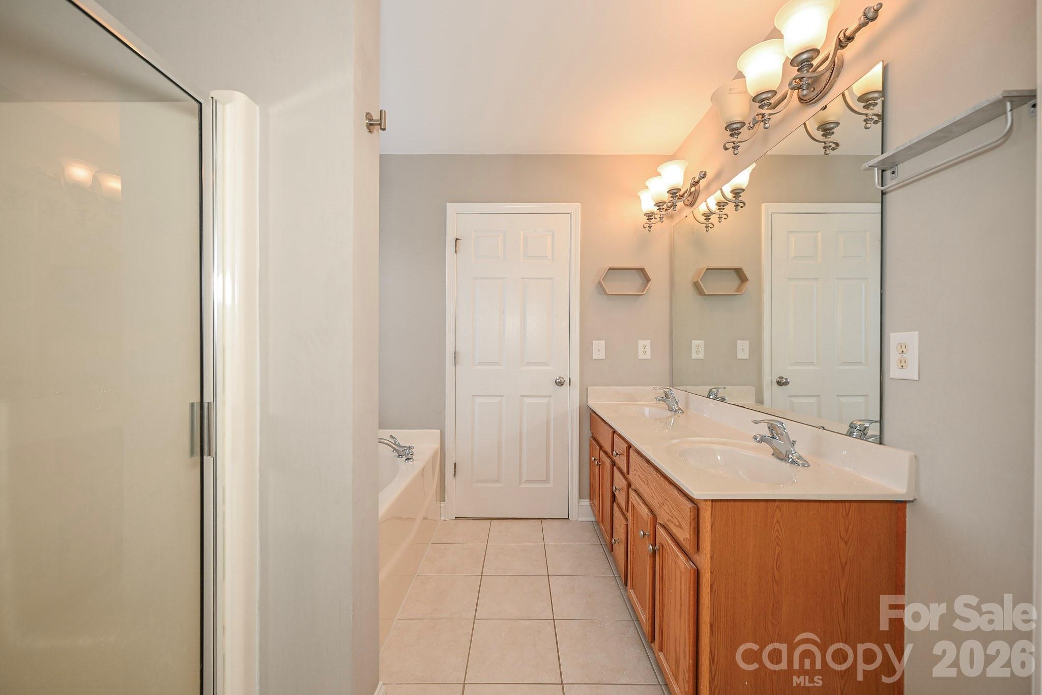 2820 Loxdale Farms Drive #14 — Monroe