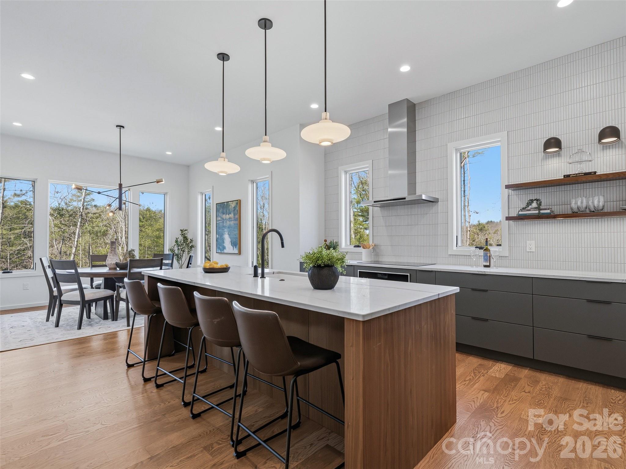 140 Upperfell Court — Asheville