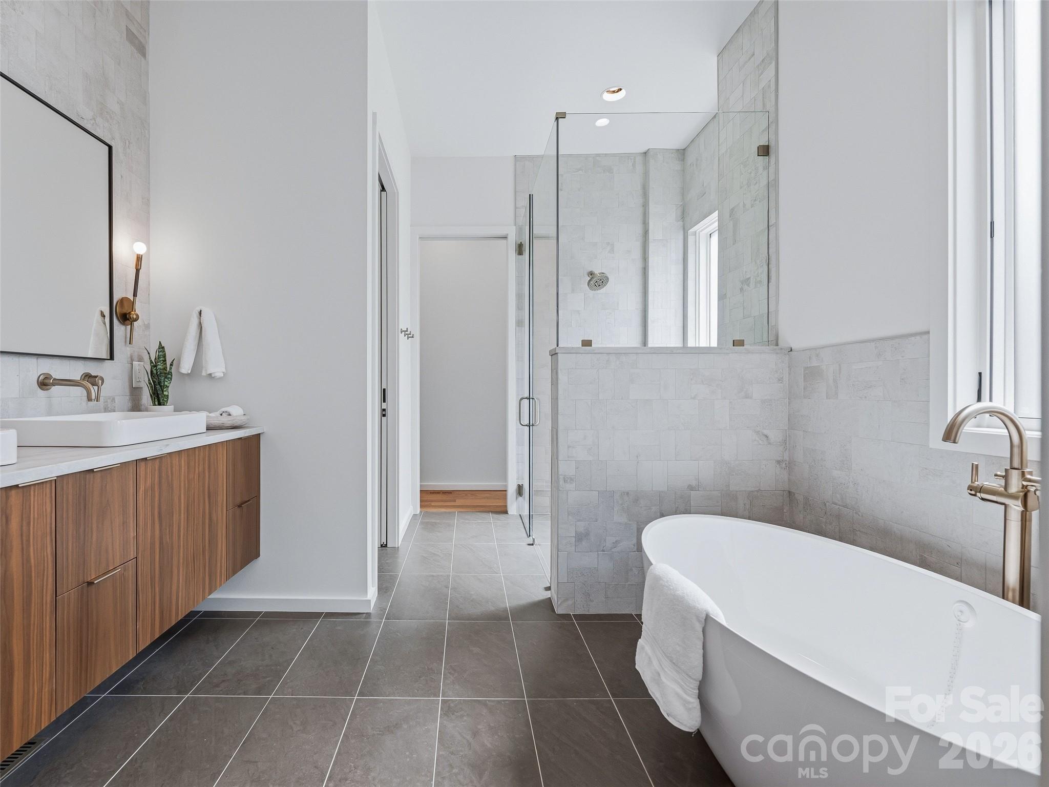 140 Upperfell Court — Asheville