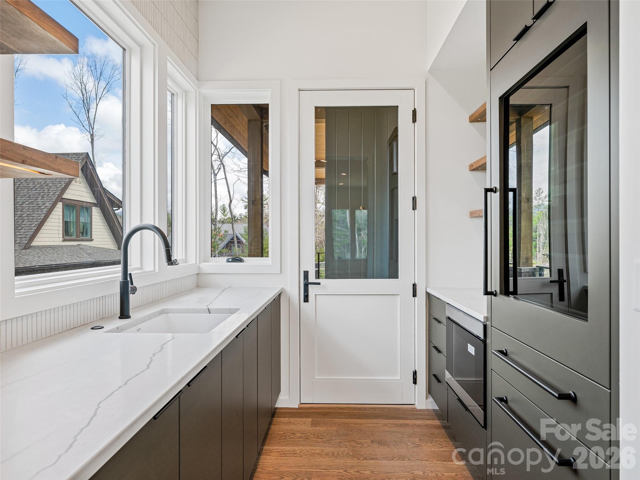140 Upperfell Court — Asheville