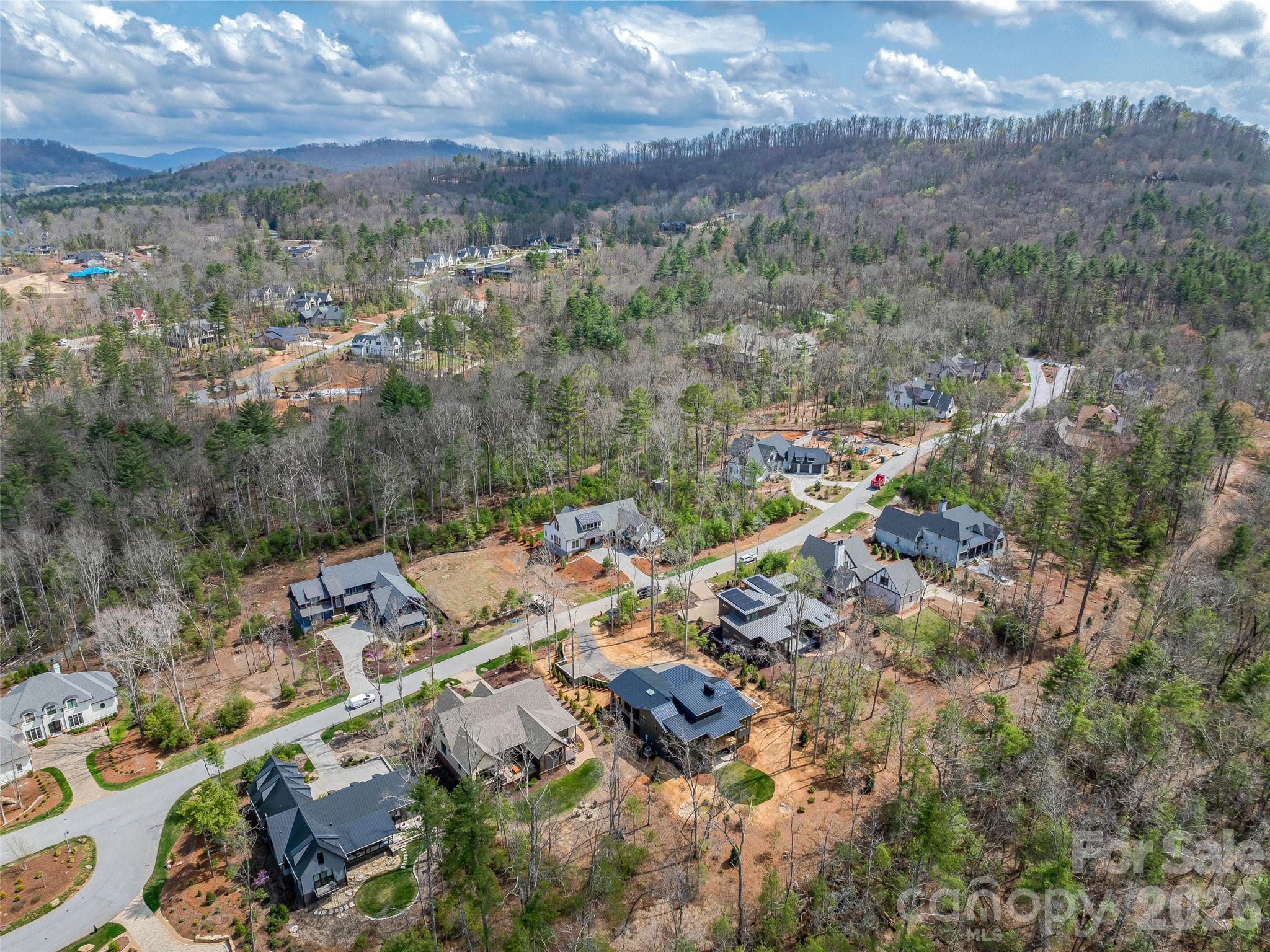 140 Upperfell Court — Asheville