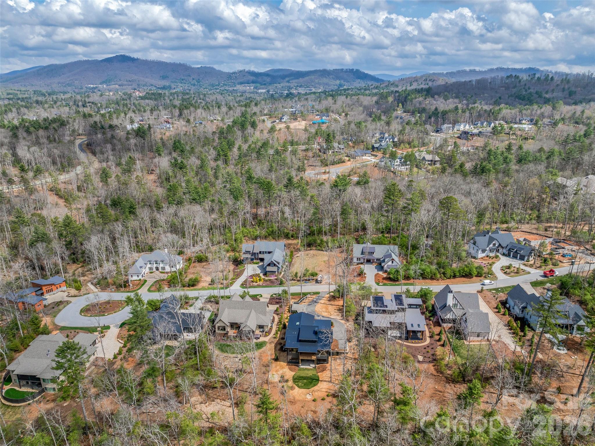 140 Upperfell Court — Asheville