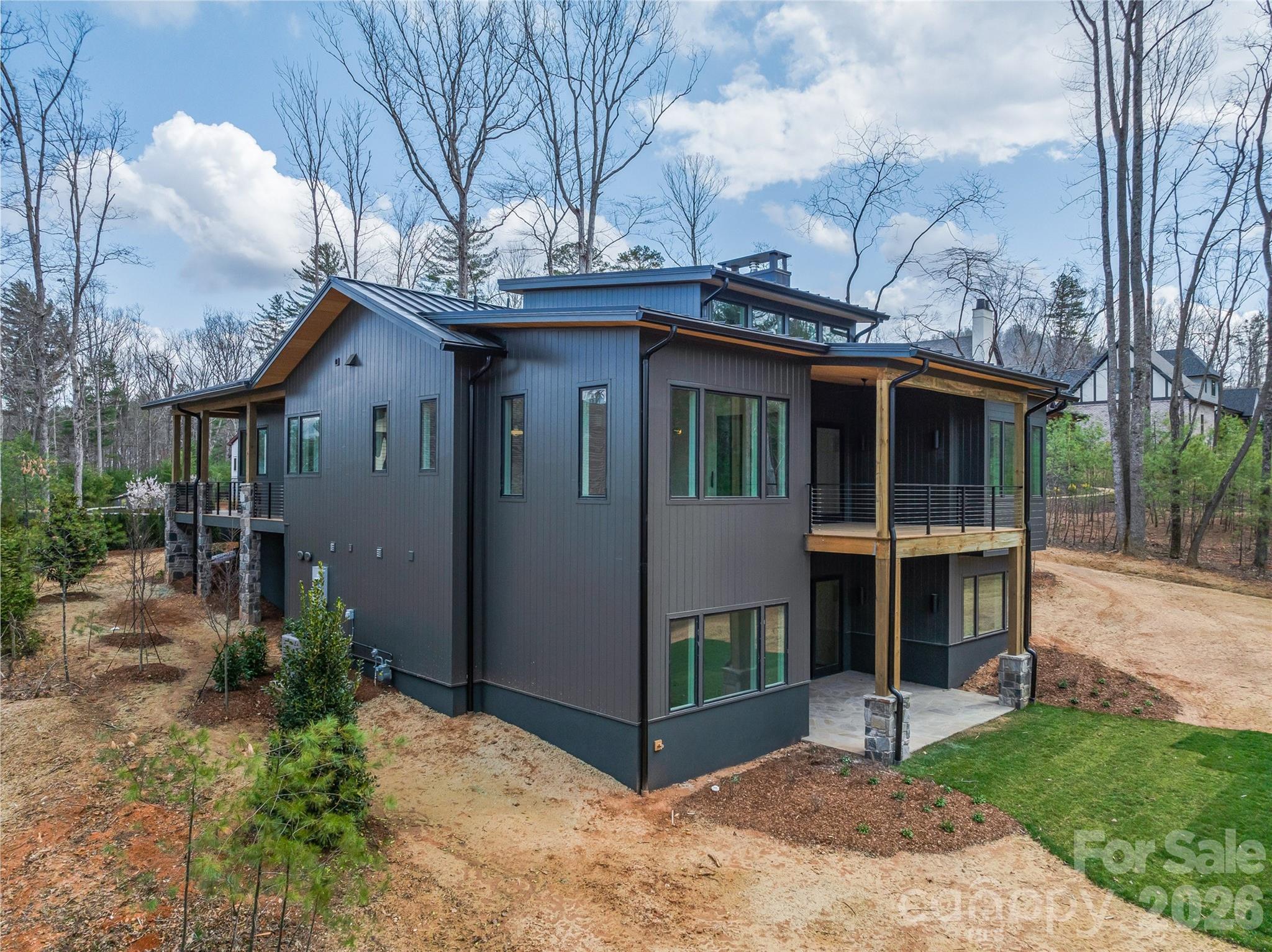 140 Upperfell Court — Asheville