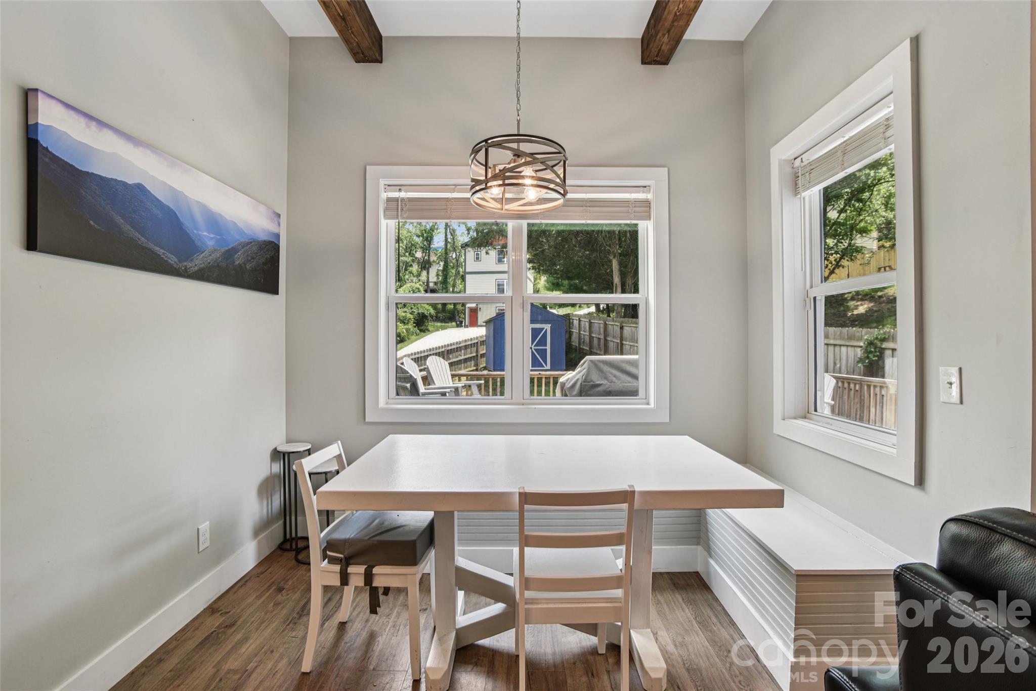 8 Apple Lane — Asheville