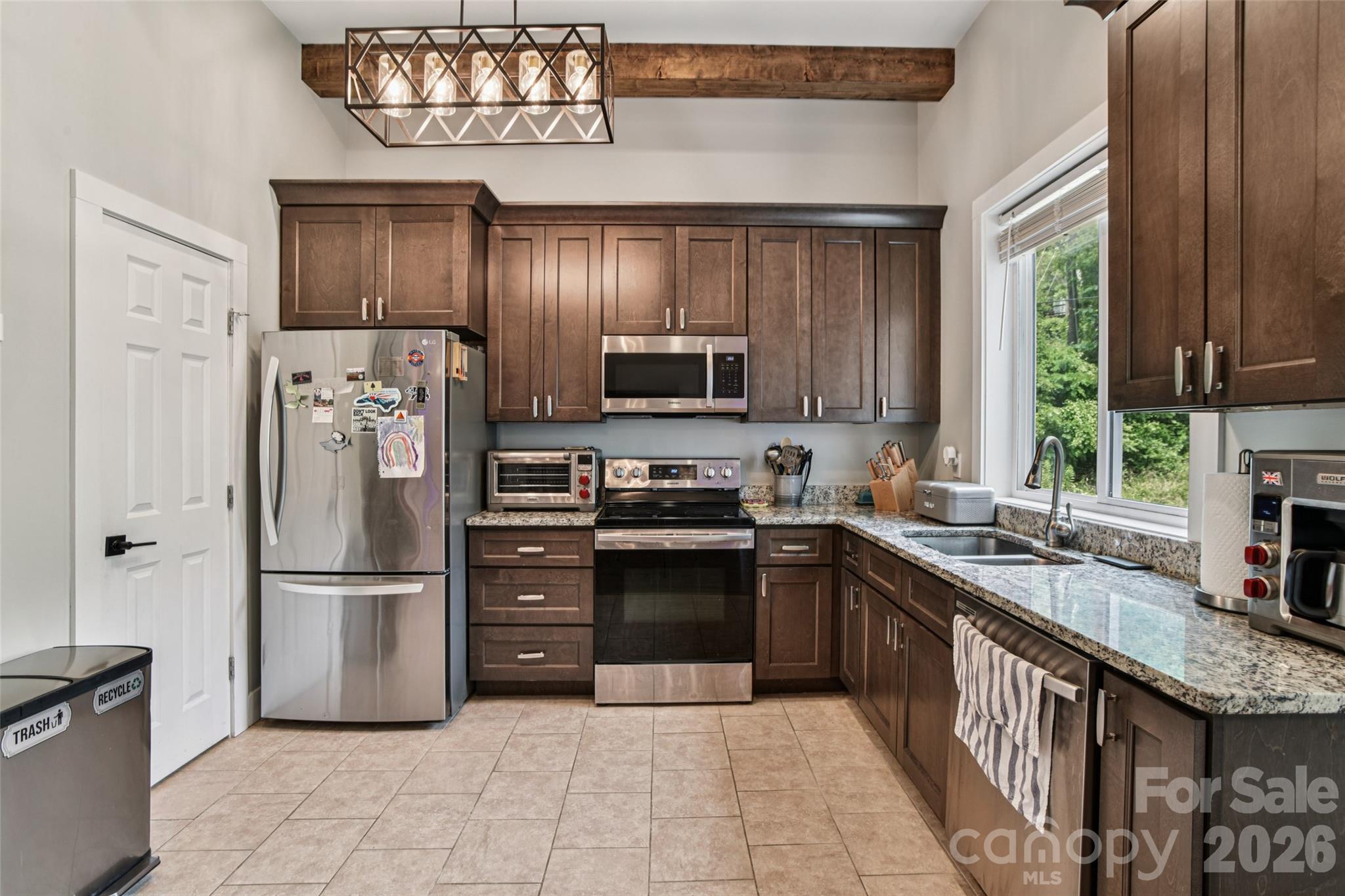 8 Apple Lane — Asheville