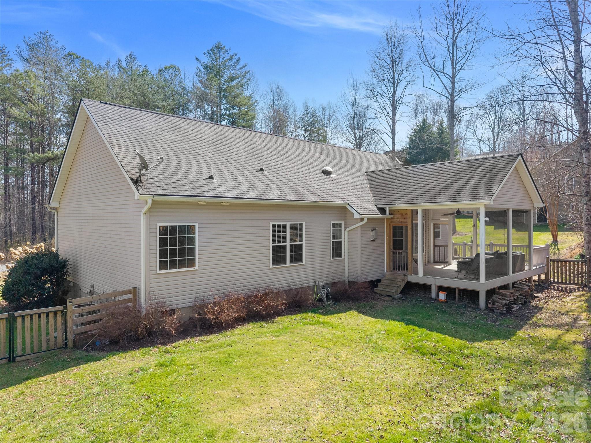163 Oak Apple Lane — Hendersonville