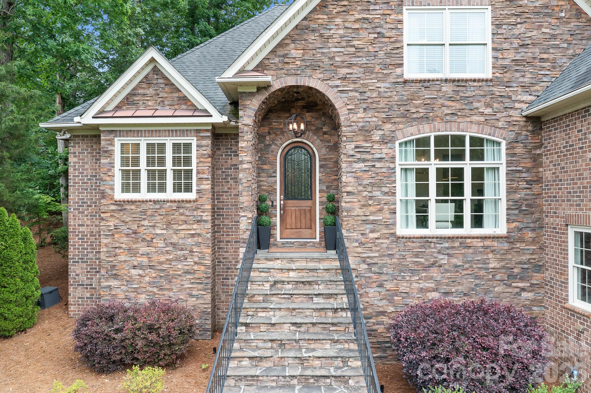 7738 Burning Ridge Drive — Stanley