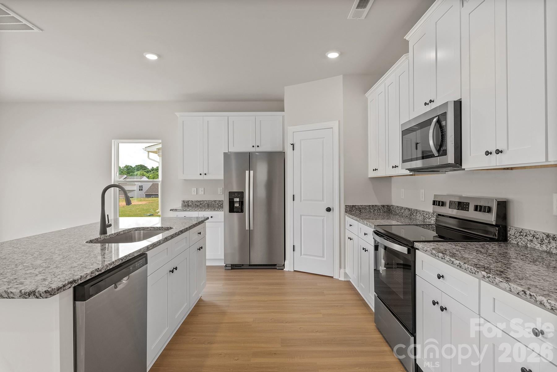 6618 Fairford Drive — Charlotte