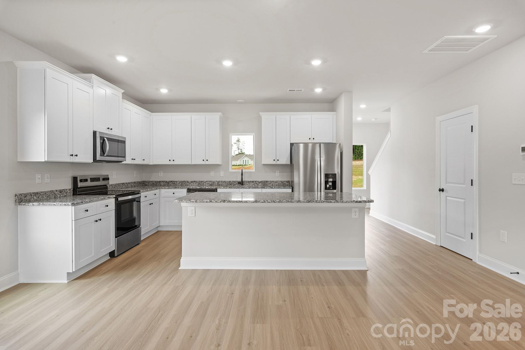6725 Fairford Drive — Charlotte