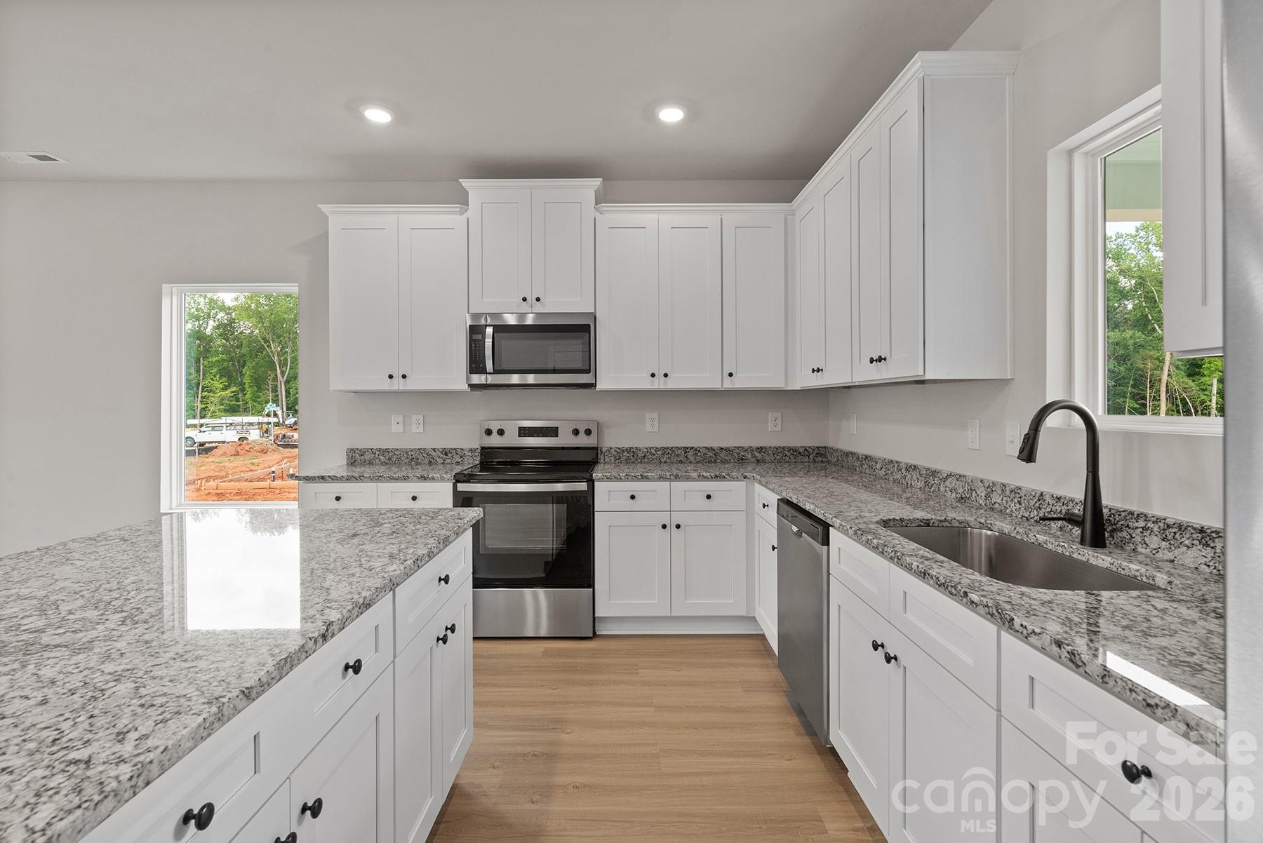 6725 Fairford Drive — Charlotte