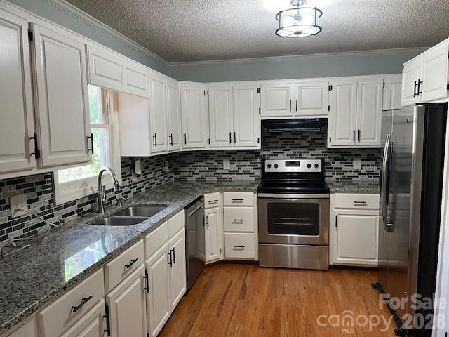 1503 Indian Hills Drive — Lenoir