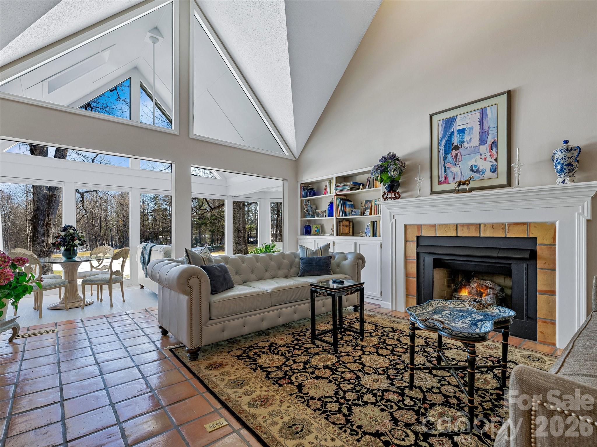 132 Overlook Drive — Flat Rock
