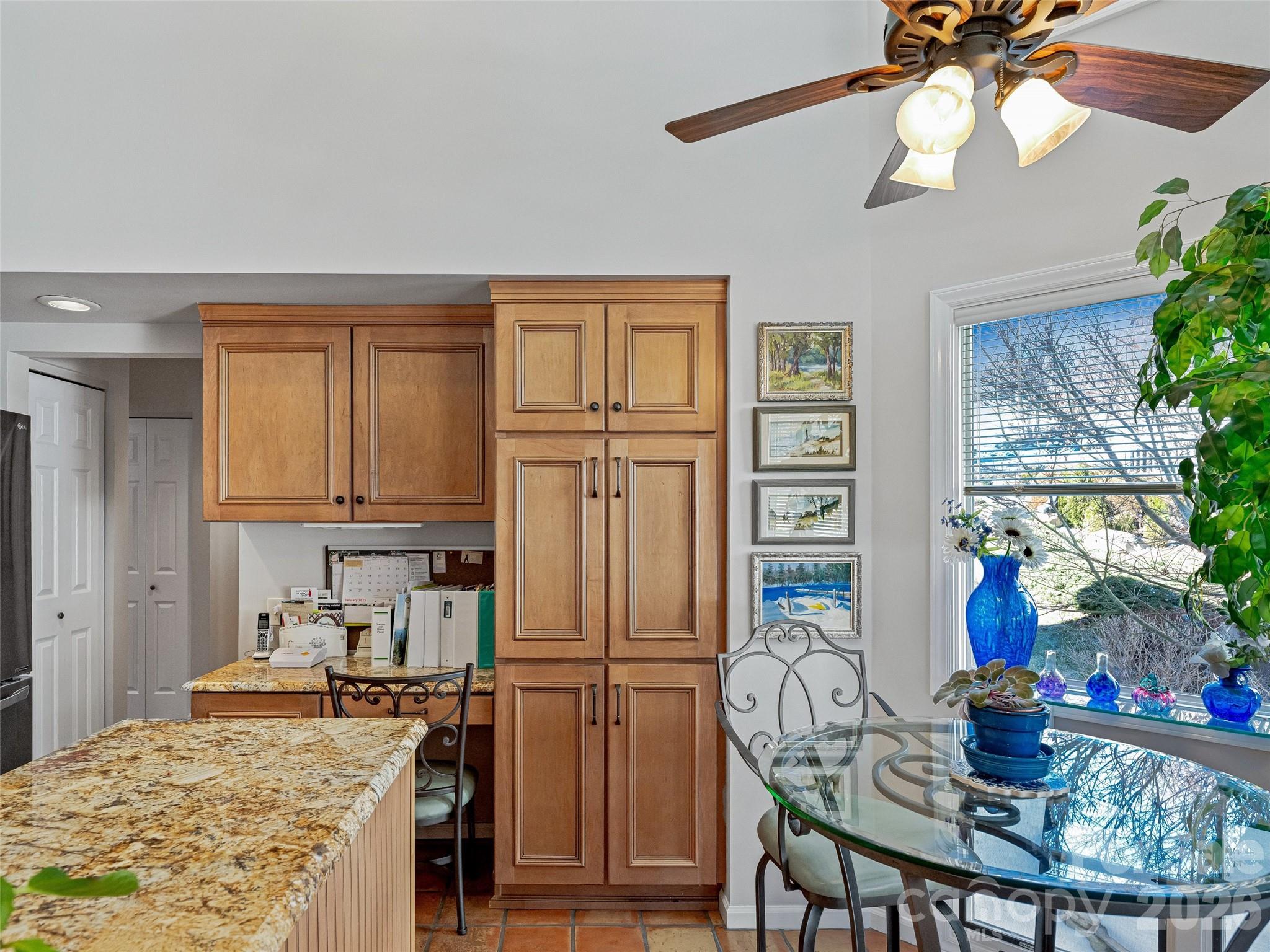 132 Overlook Drive — Flat Rock