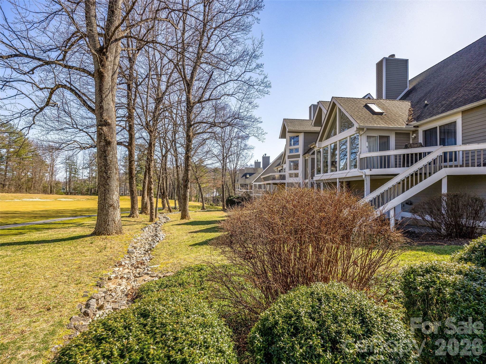 132 Overlook Drive — Flat Rock