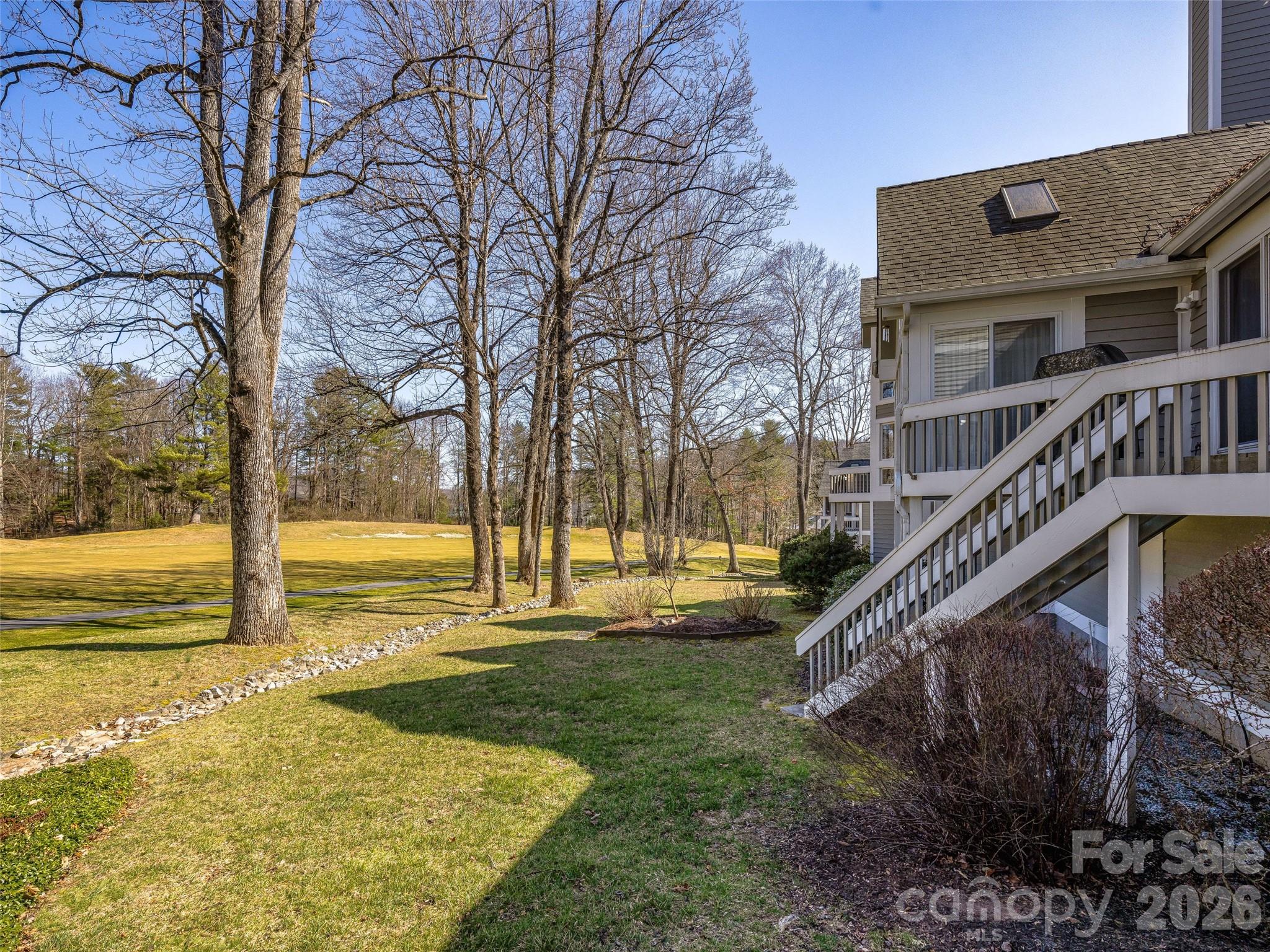 132 Overlook Drive — Flat Rock