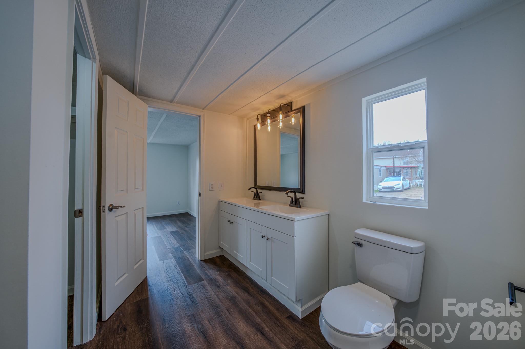 8 Teal Lane — Candler