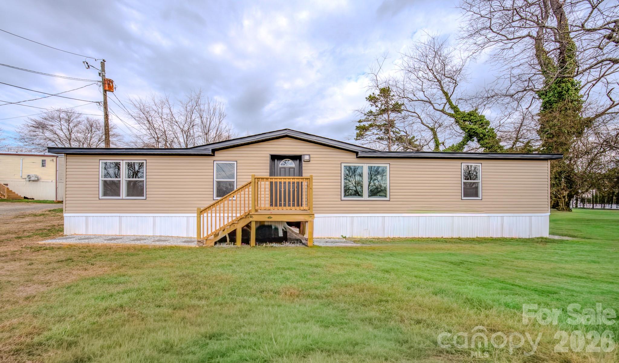 8 Teal Lane — Candler