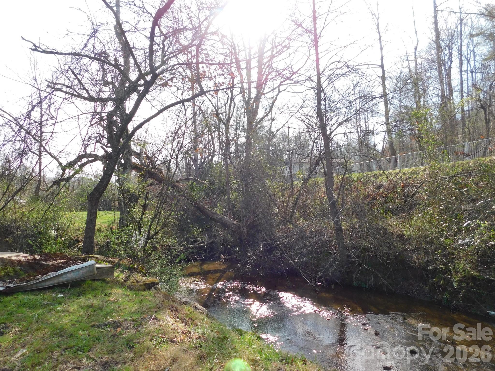 102 Jeff Street — Hendersonville