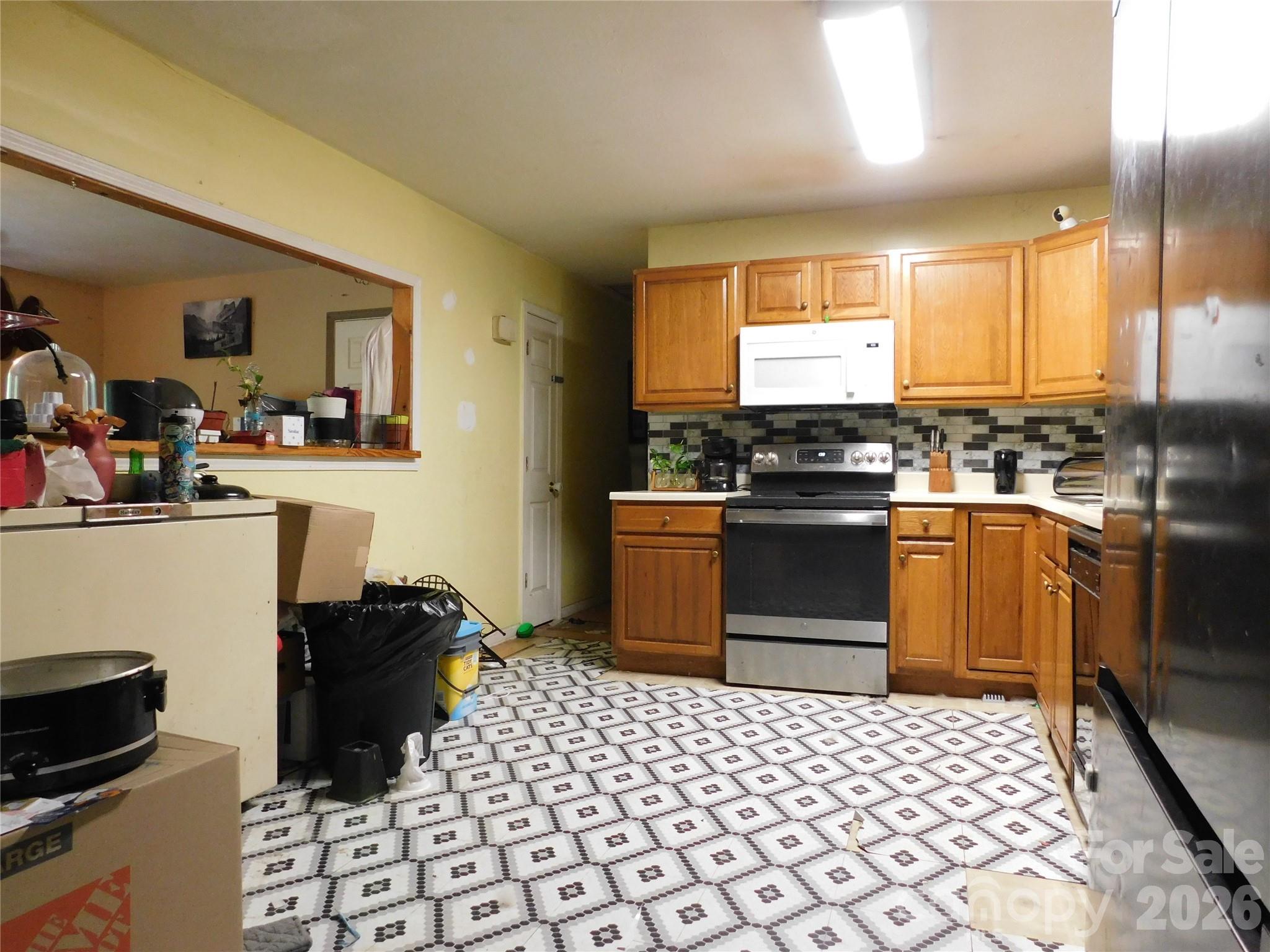 102 Jeff Street — Hendersonville