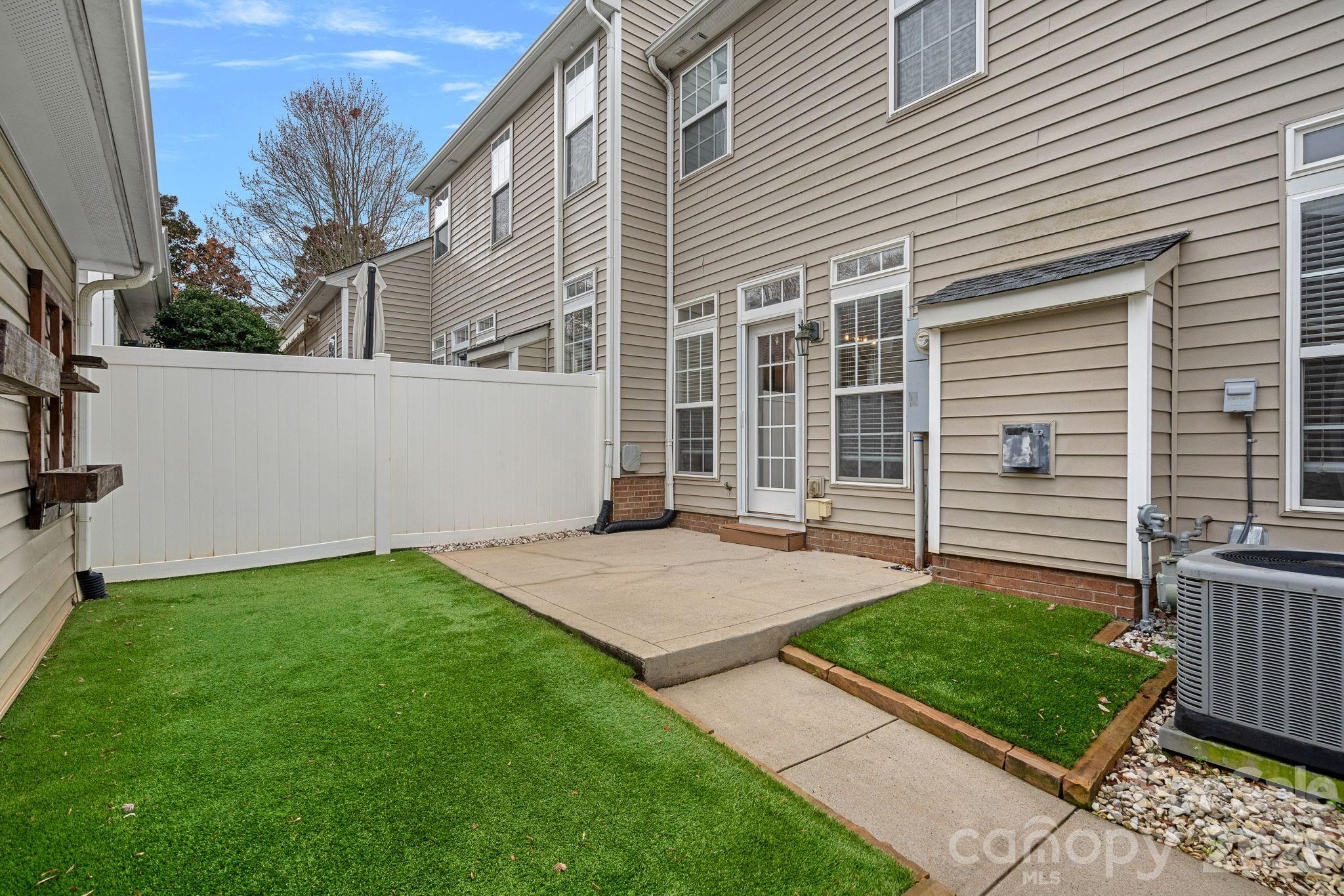 19139 Juanita Lane — Cornelius